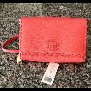 Tory Burch Wallet/Crossbody in Spiced Coral